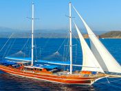 Semo Yacht Charter